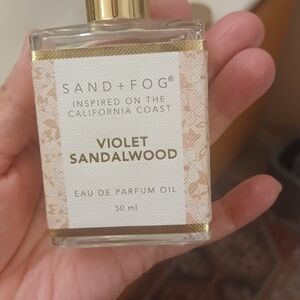 Sand + Fog Violet Sandalwood Eau de Parfum Oil - Gold and White